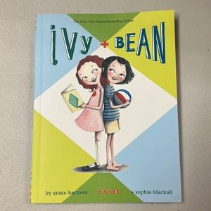 4/$10 New Ivy & Bean Book #1